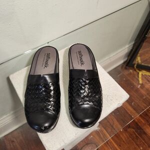 Softwalk Men's Black Woven Slip-On Shoes